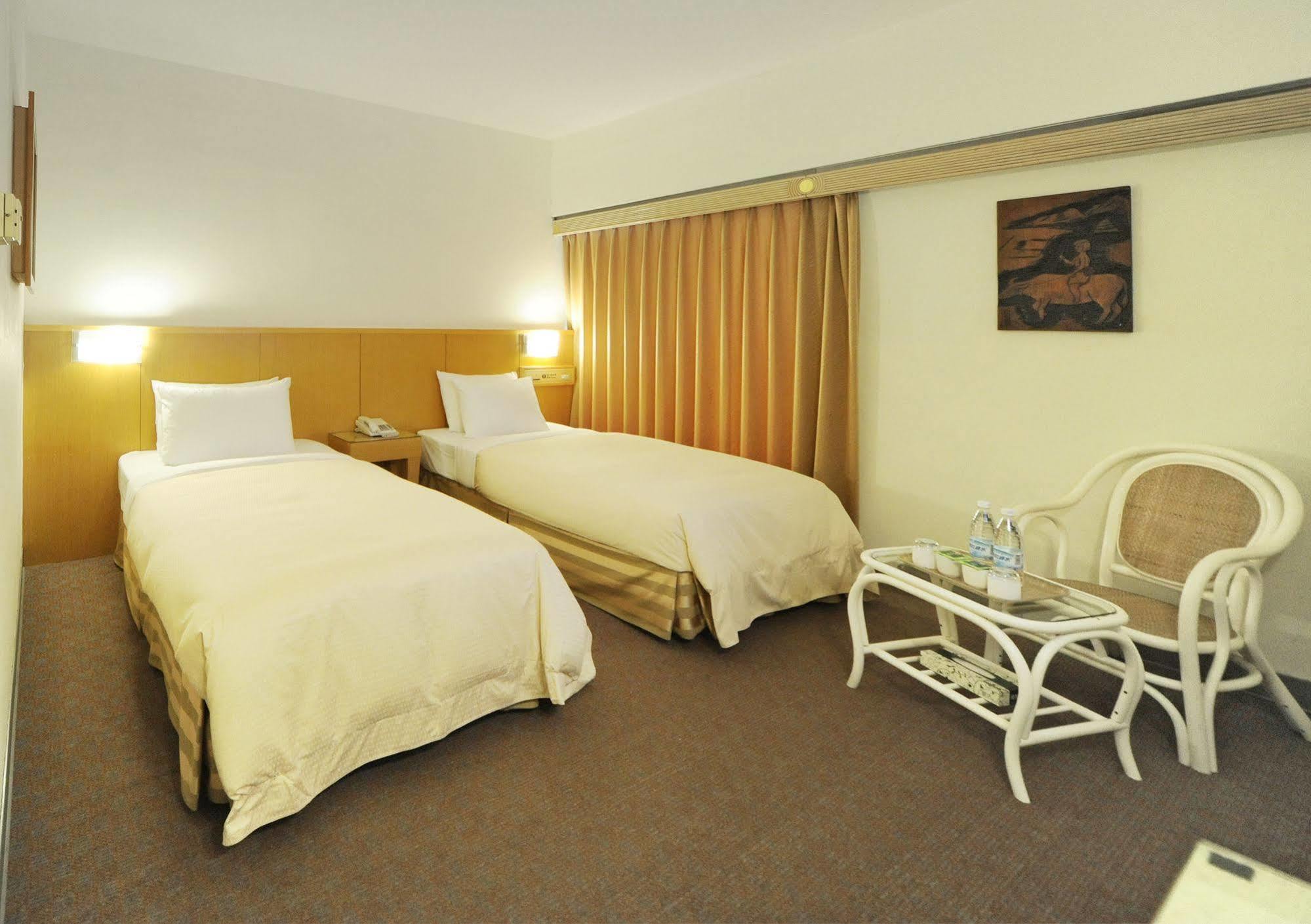 Astar Hotel Hualien Exterior foto
