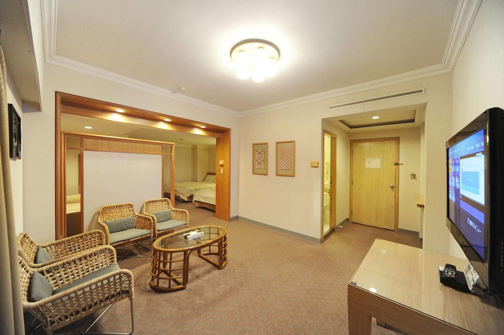 Astar Hotel Hualien Exterior foto
