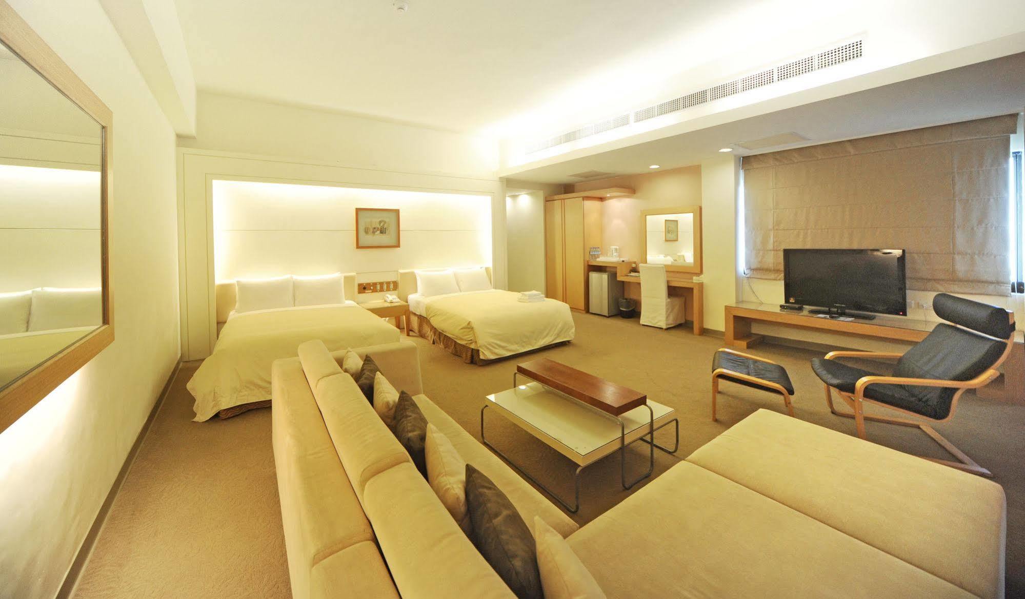 Astar Hotel Hualien Exterior foto